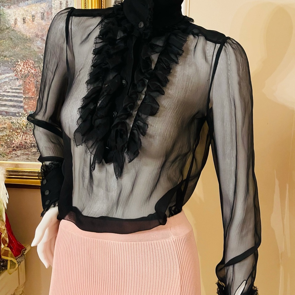 CHANEL  AUTENTIC  SHEERS RUFFLED TURTLENECK BLOUSE MADE IN ITALY  SIZE 36 - Picture 10 of 16